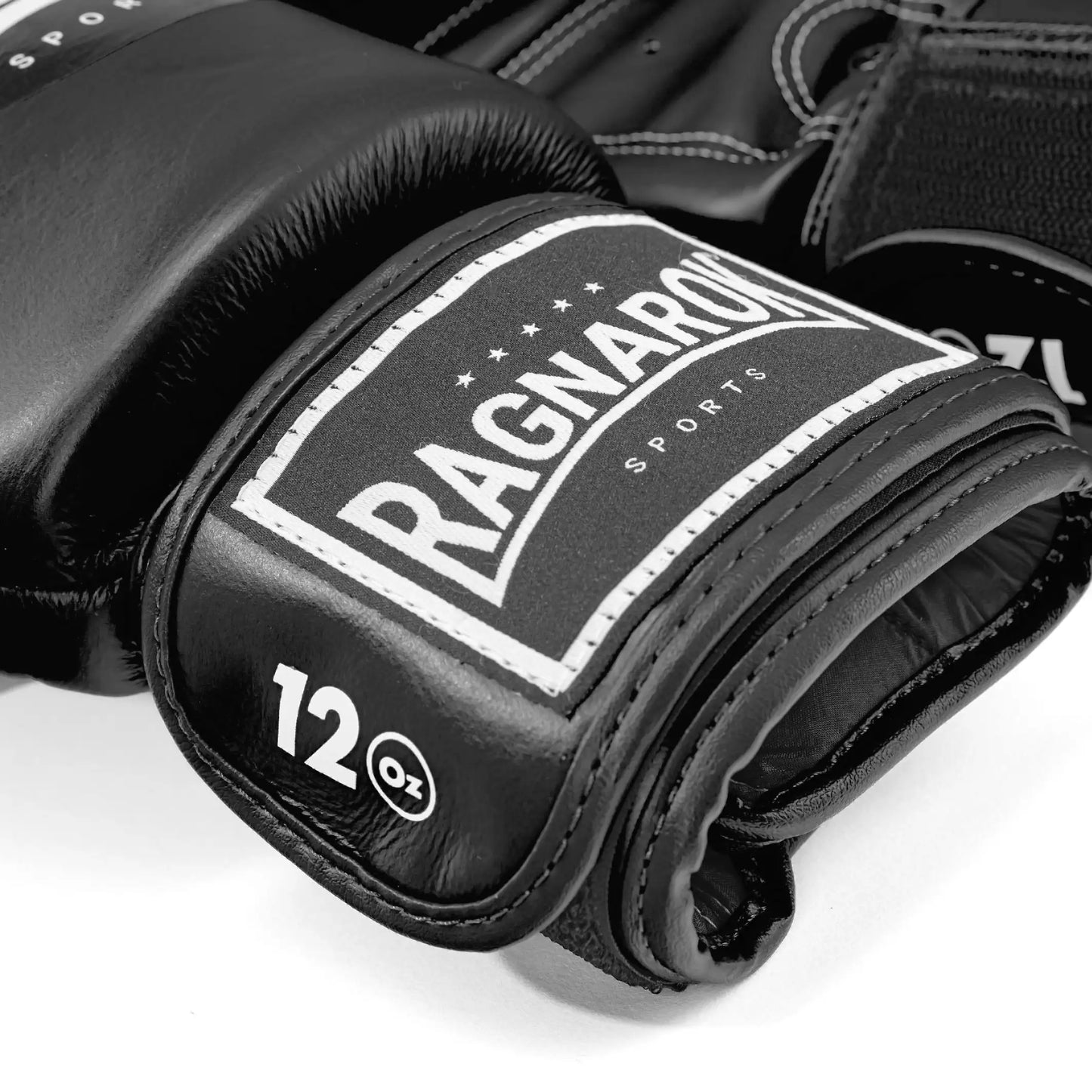 Ragnarok Sports Boxhandschuhe hergestellt von TWINS Schwarz