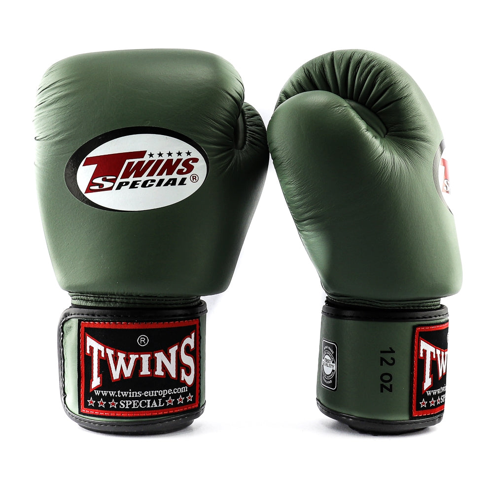 Boxhandschuhe von TWINS BGVL 3 Militairy